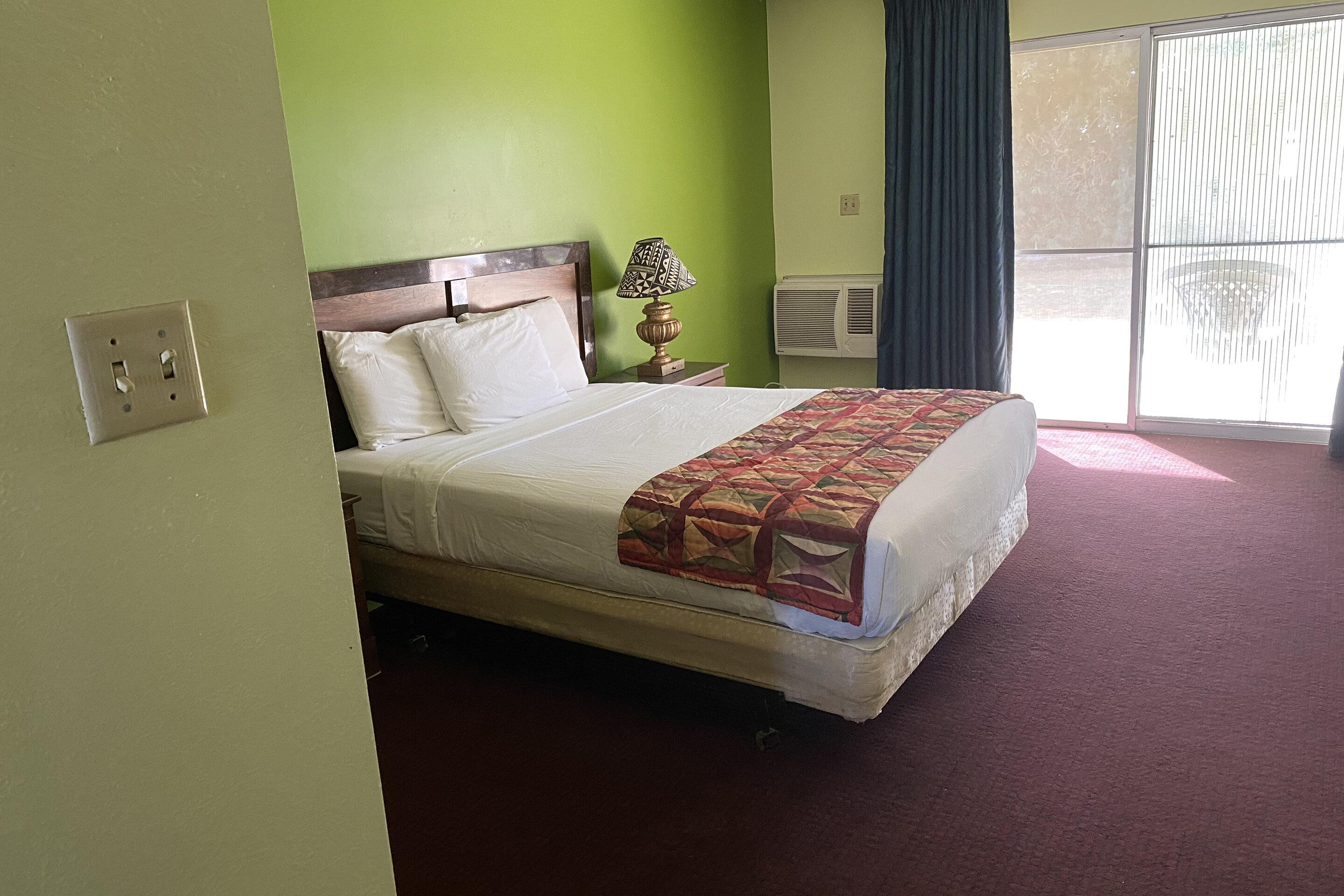 Oyo Az Desert Grove Hotel